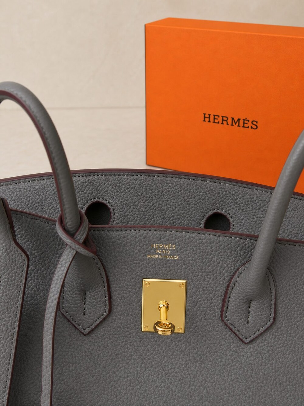 Hermes Birkin Handbag in Gris Meyer Togo with Gold Finish - Picture 8 of 9